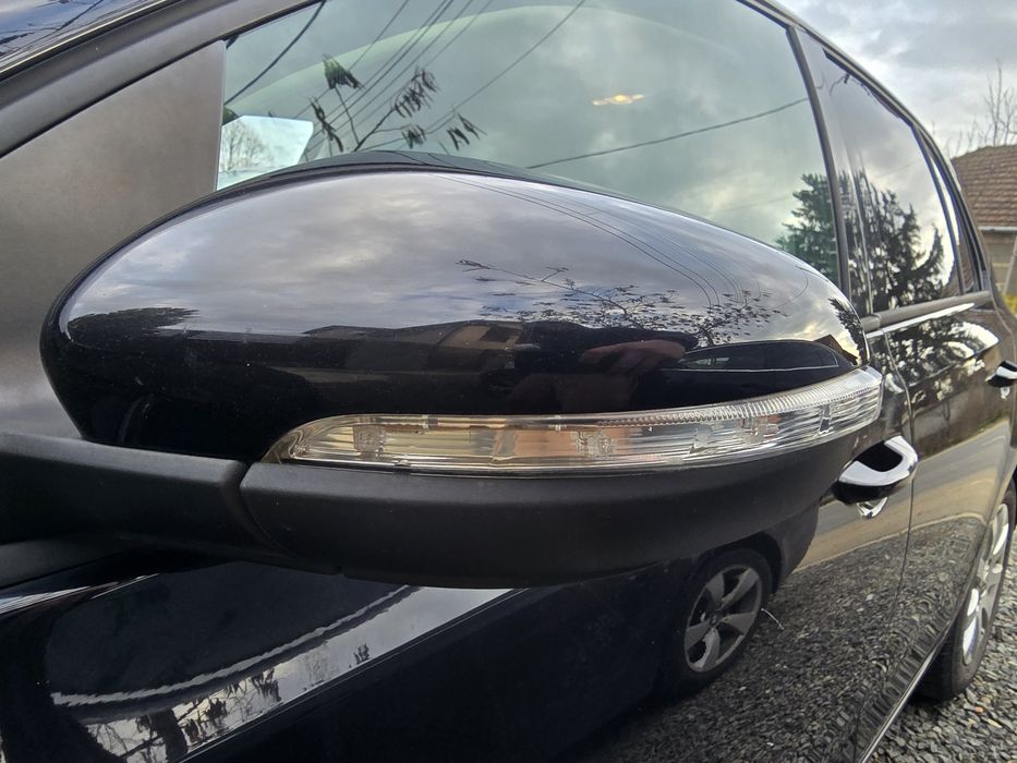 Golf VI 2011 1.6 TDI - DSG - foarte bine echipat