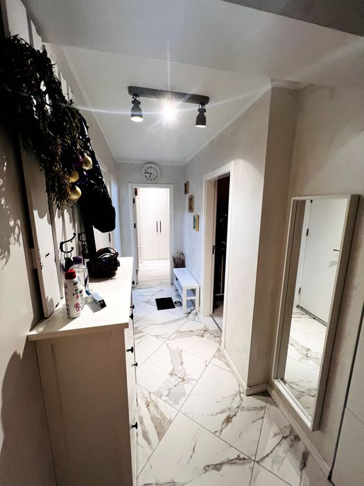 Продава се Тристаен апартамент в Варна, Център - 117 кв.м за 2308 €/кв.м - Снимка #1