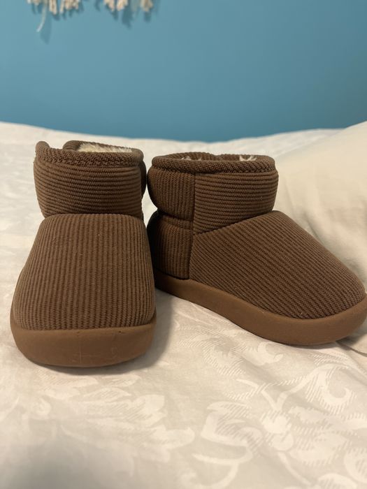 Детски ботушки апрески 25 номер