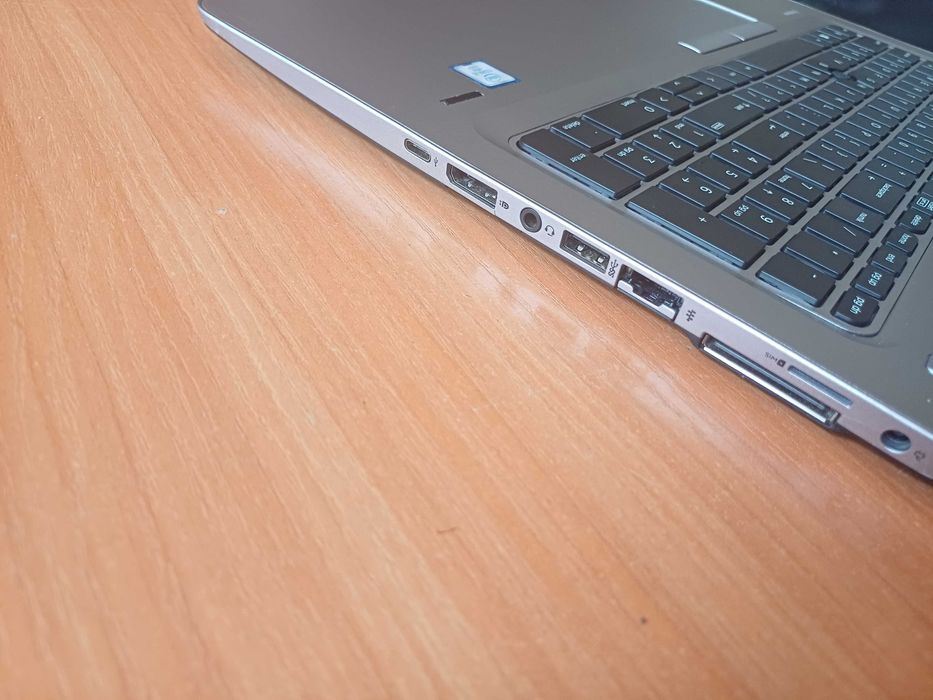 15.6'FullHD HP EliteBook Core™i5-6th/8GB DDR4/256GB SSD