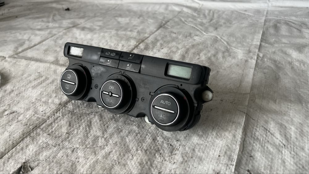 Панел климатик VW Golf 5