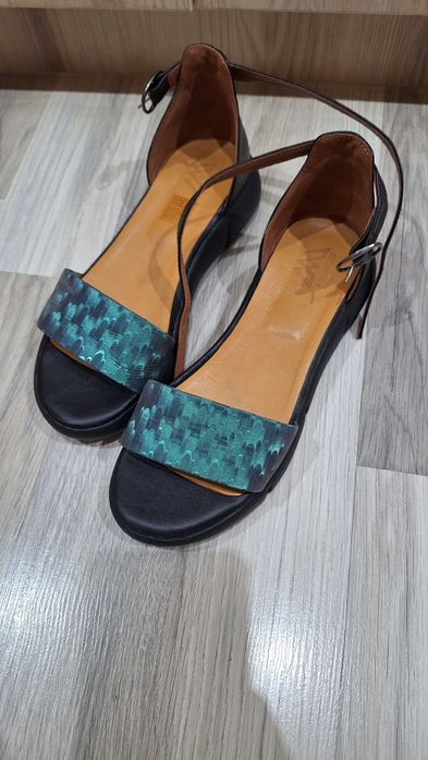 Дамски сандали на МАК Сливен ест.кожа