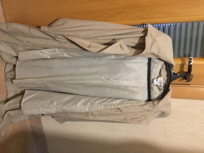 Плащ бежевый