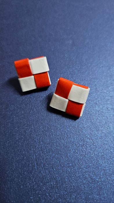 Cercei studs și cercei cu design geometric din hârtie și  scotchu