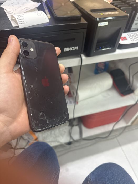 Продается Айфон 11