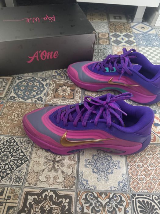 Nike Чисто нови са