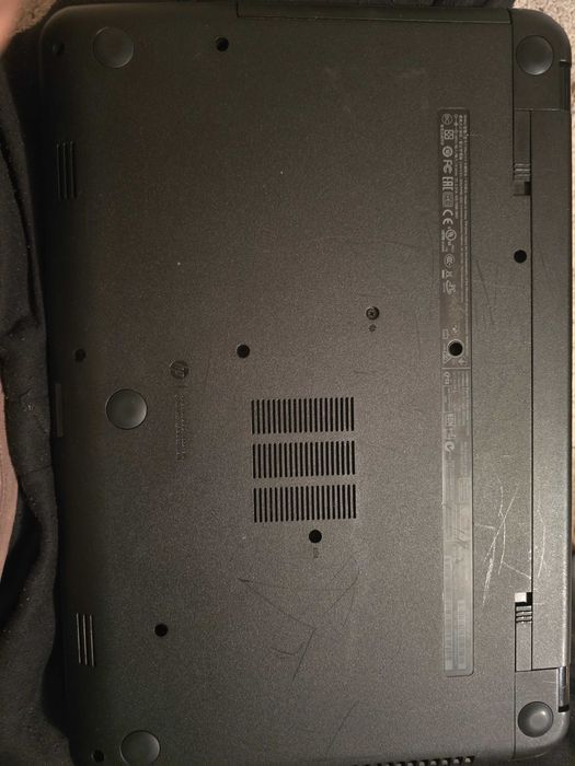 HP лаптоп 4 GB Ram