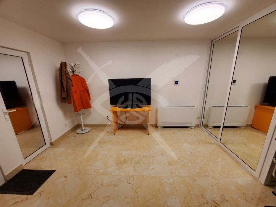 Продава се Магазин в София, Център - 87 кв.м за 2644 €/кв.м - Снимка #3