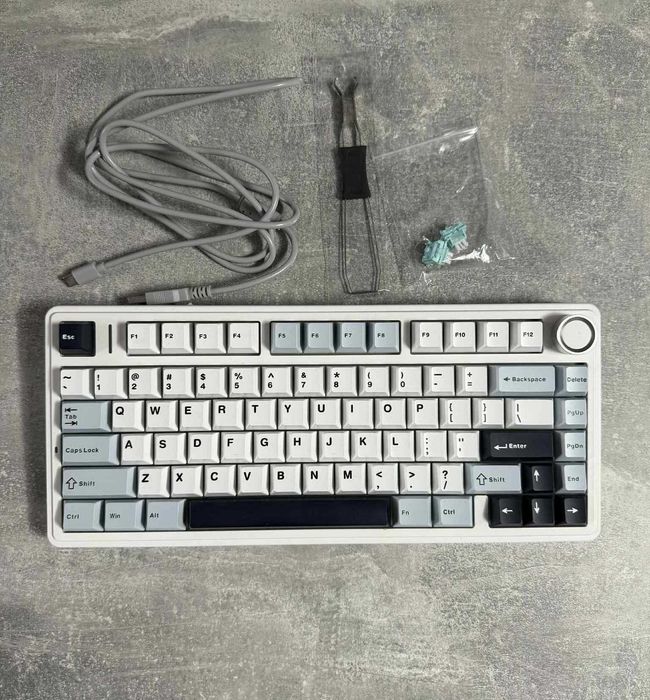 Геймърска клавиатура AULA F75