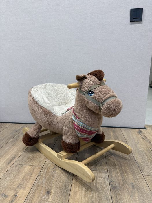 Продам качалку лошадку