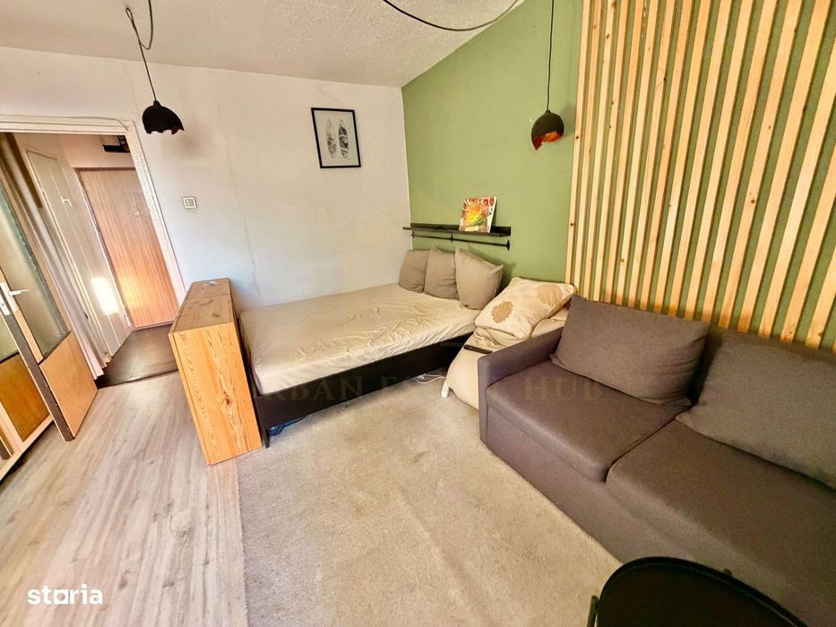 Vanzare garsoniera, zona Titulescu, FSPAC, etaj intermediar!