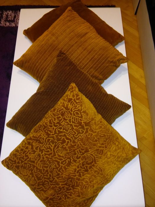 Комплект декоративни възглавнички