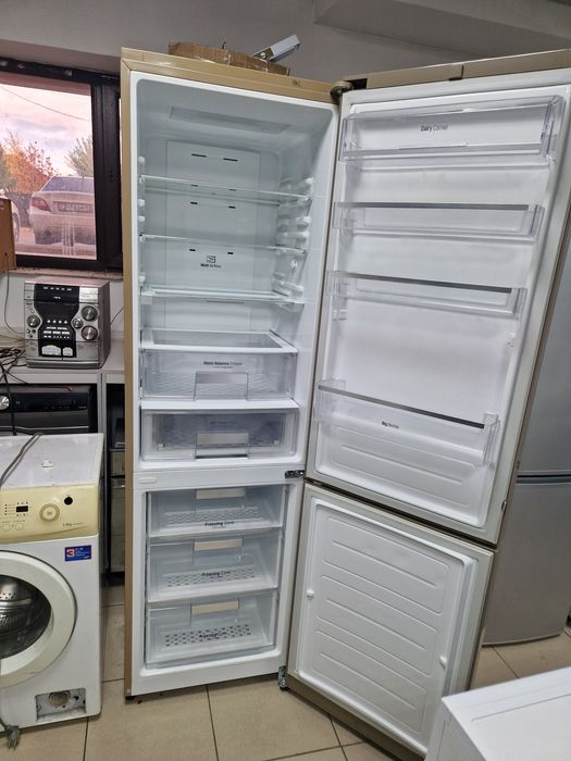 Продам холодильник с гарантией