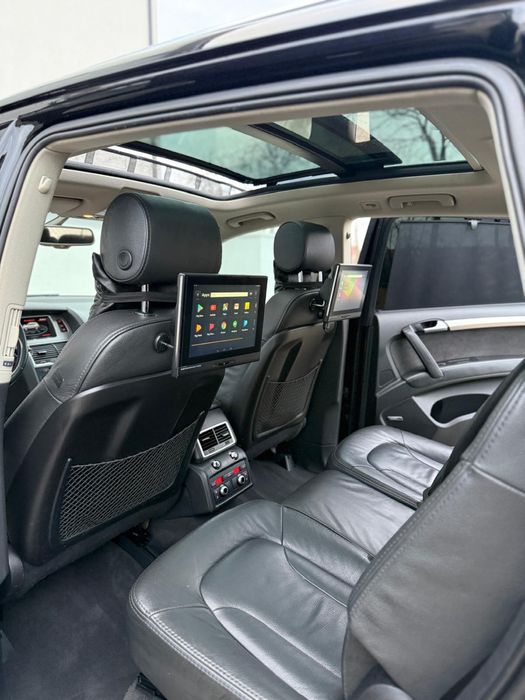 Audi Q7 S-line 7 Locuri 3.0 TDI 245 CP Quattro/Side/Bose/Tablete/Perne
