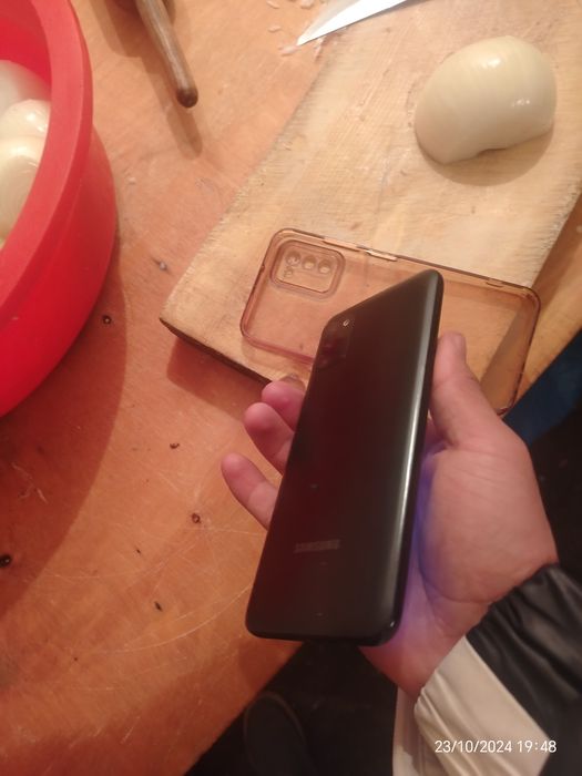 Samsung A 3 xolati ideal ogan odam maza qib ishlatadi xatosi yoq