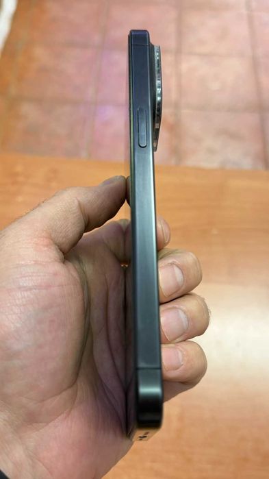 iPhone 15 Pro Max 512GB – Black Titanium