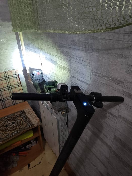 Продам электросамокат