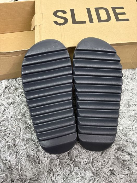 Yeezy slide gri