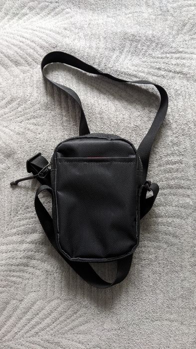 Сумка барсетка фирмы NIKE оригинал