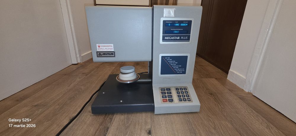 Cuptor ceramica tehnică dentară