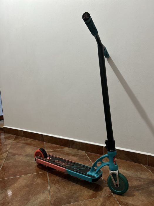 Trotineta Freestyle MGP,albastru/roz,ghidon ajustabil.