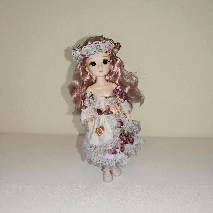 Păpușă Articulată de Colecție (30 cm)