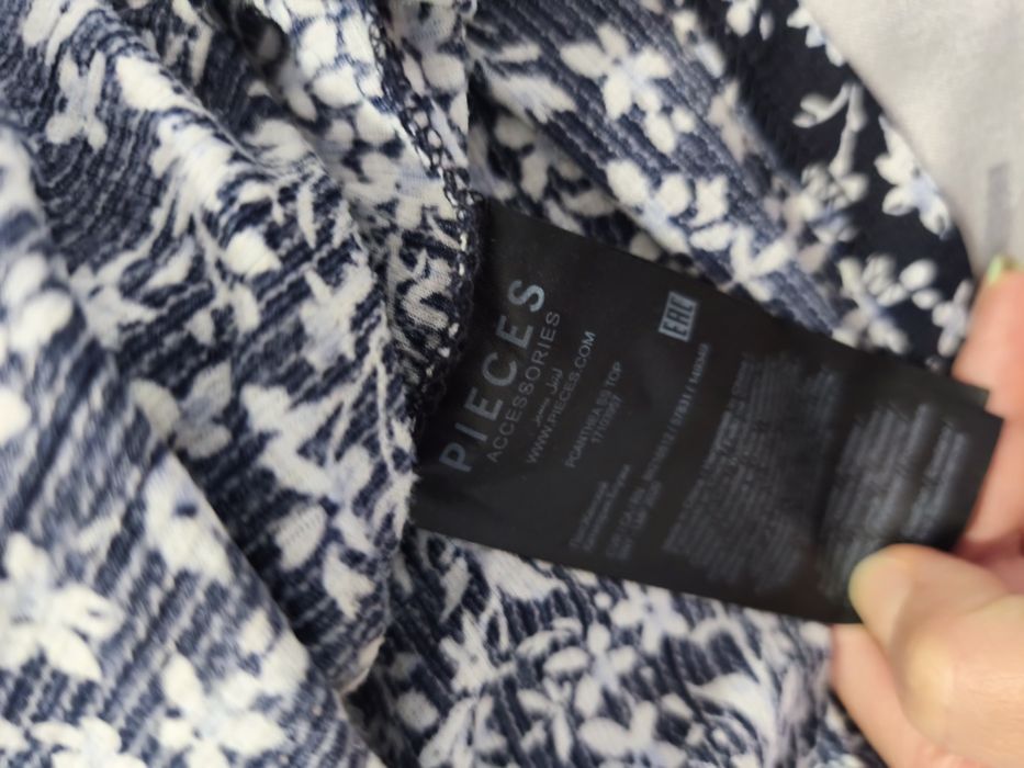 Lot tricouri noi S dama