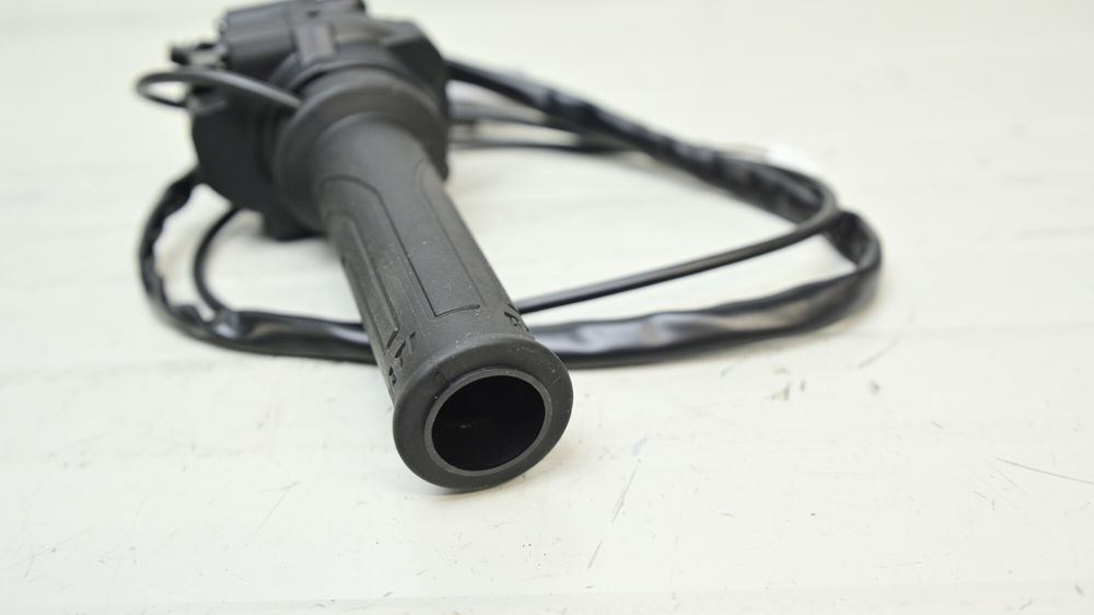 Maneta Manson Acceleratie Si Manson Stanga Incalzit Ducati