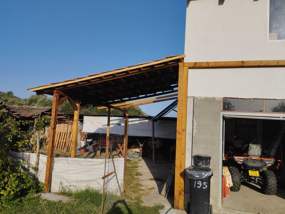 Vand casa cu gradina sau schimb