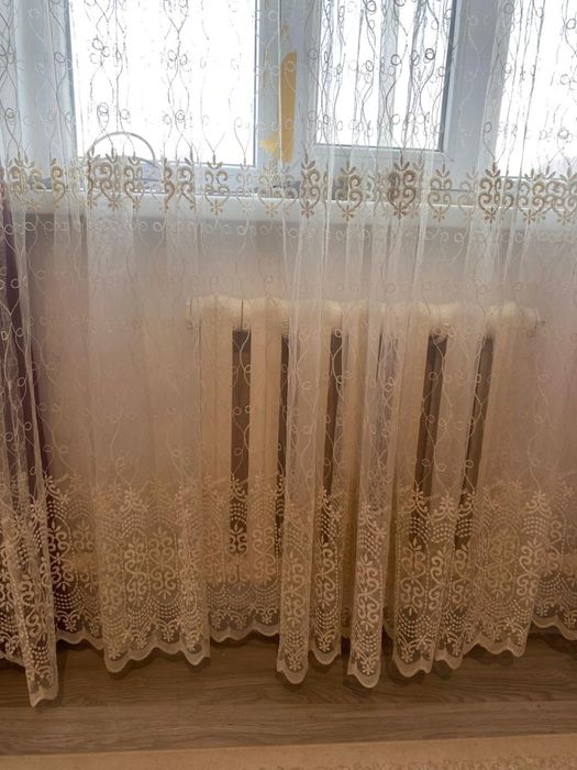 Шторы с карнизам