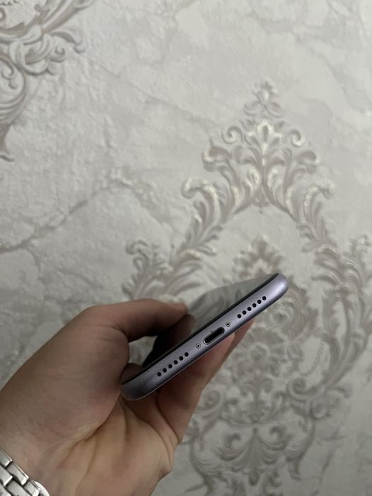 Iphone 11 128gb продам