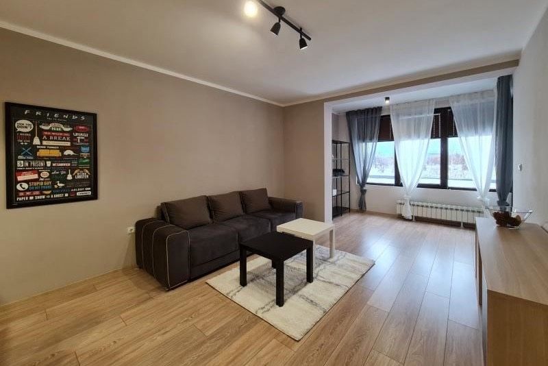 Дава се под наем Тристаен апартамент в София, Дървеница - 105 кв.м за 586.5 € - Снимка #1