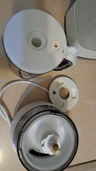 Aparat 4in1 Philips-AVENT SCF885/01 pentru prepararea hranei bebelusil