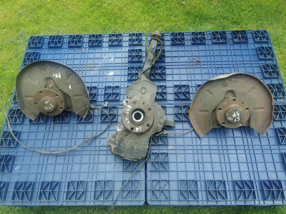 Fuzeta rulment senzor abs alfa Romeo 156 1.9jtd 100lei buc