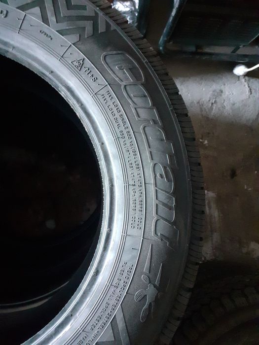 Продам резину на Газель