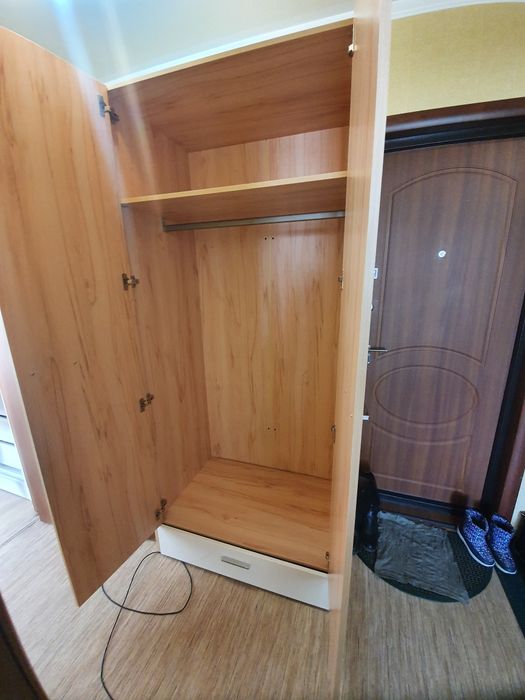 Продам прекрасный шкаф