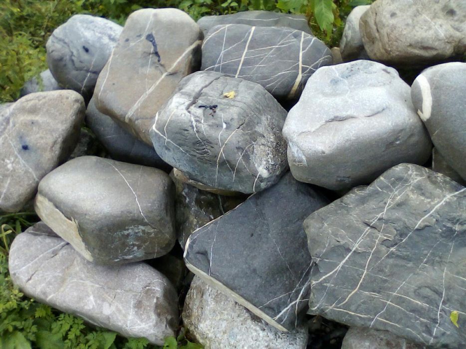 Piatra gabioane , ornamente și construcții