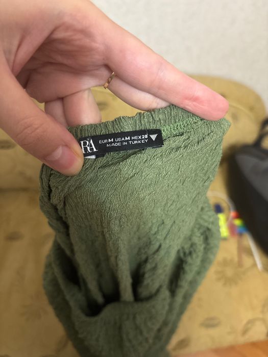 Зелен (кхаки) панталон Zara