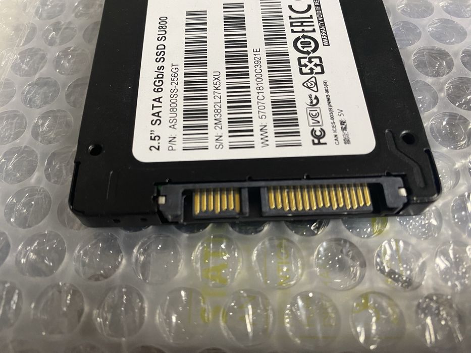HDD SSD SATA ADATA SU800 si NVMe M2 PCIe 256Gb 22x30mm + adaptor 22x80mm + cooler WesternDigital