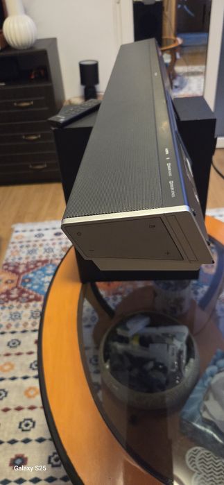 Soundbar Philips cu Subwoofer