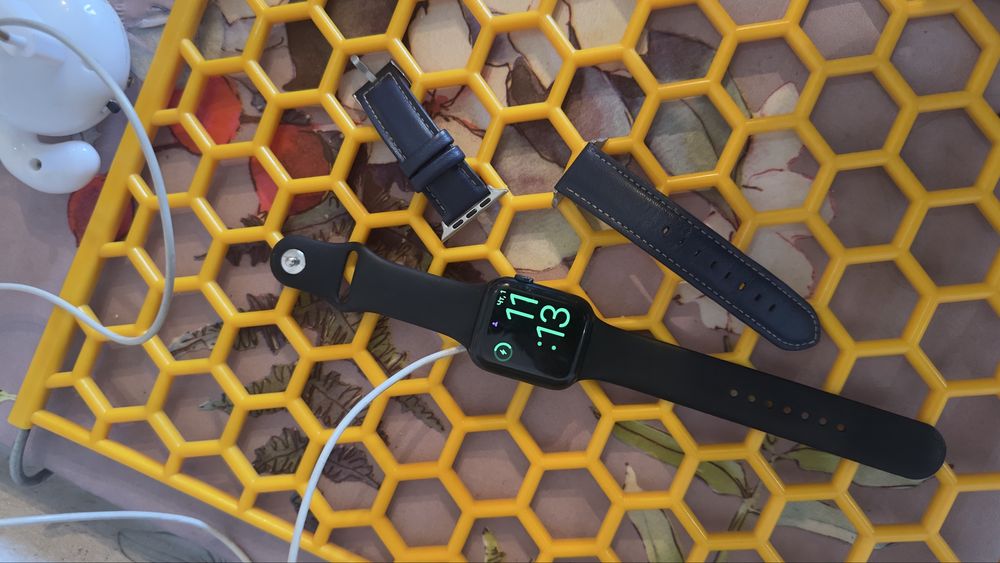 Апл уач сатылады