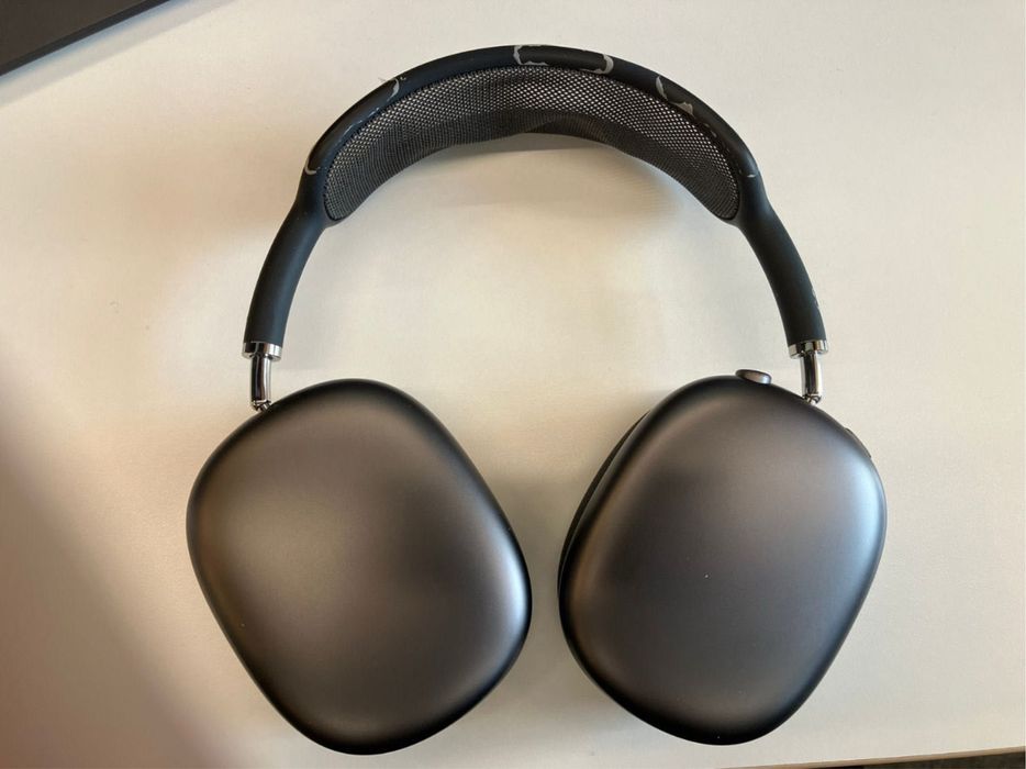 Airpods Max 1 поколения
