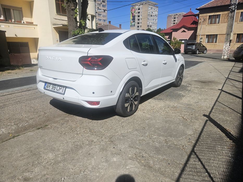 Dacia Logan Journey TCE 90
