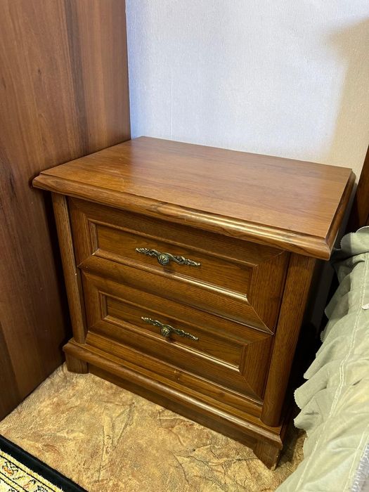 Продам спальный гарнитур