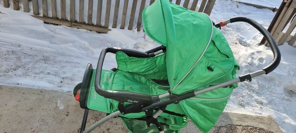 Продам коляску. Б/у, состояние отличное.