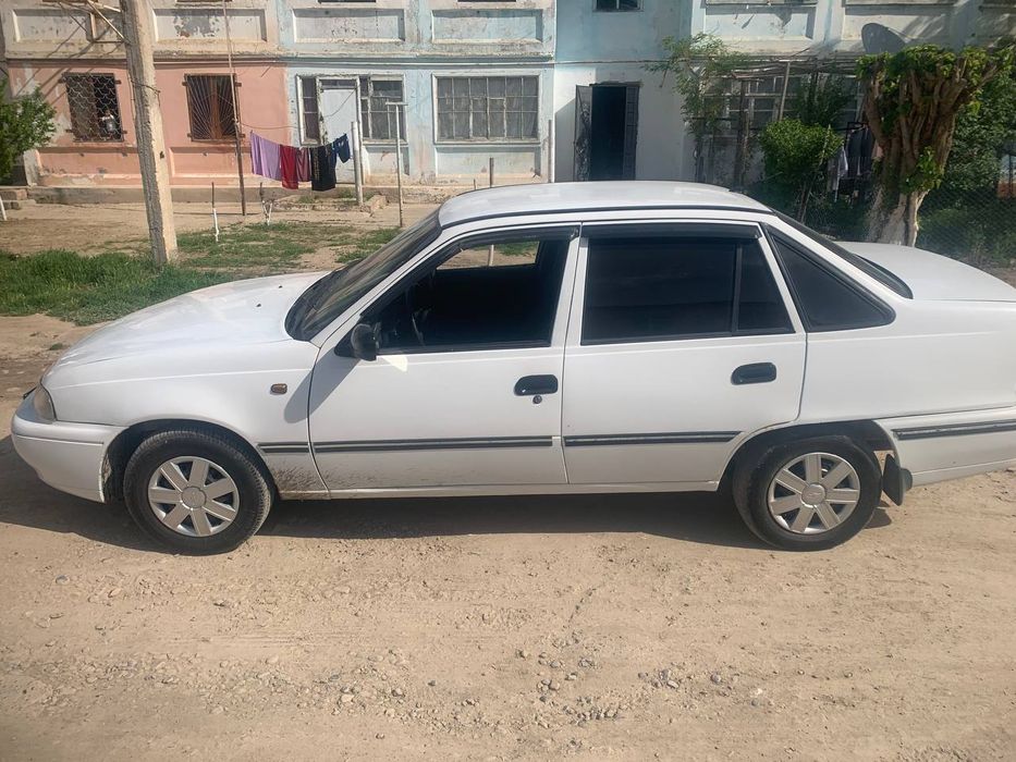 Nexia 1 sons sotiladi