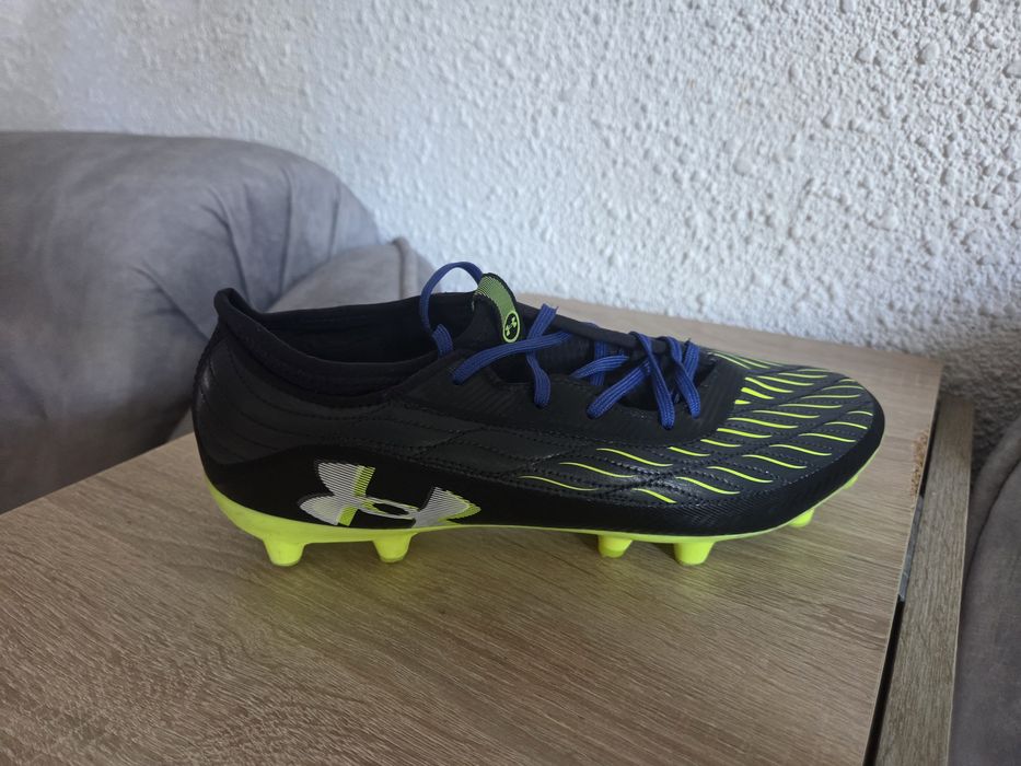 Ghete fotbal Under Armour mărimea 40 - Stare excelentă
