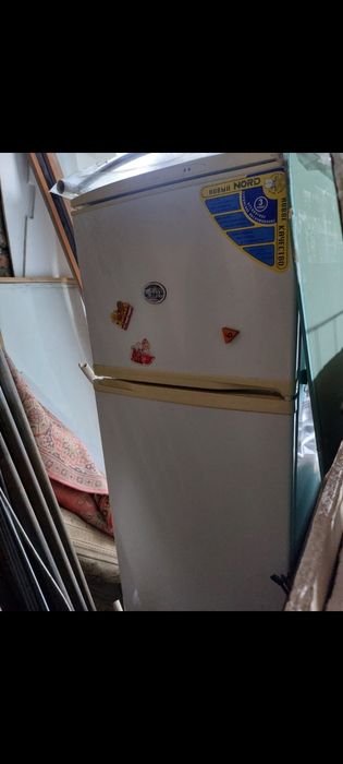 Продам холодильник