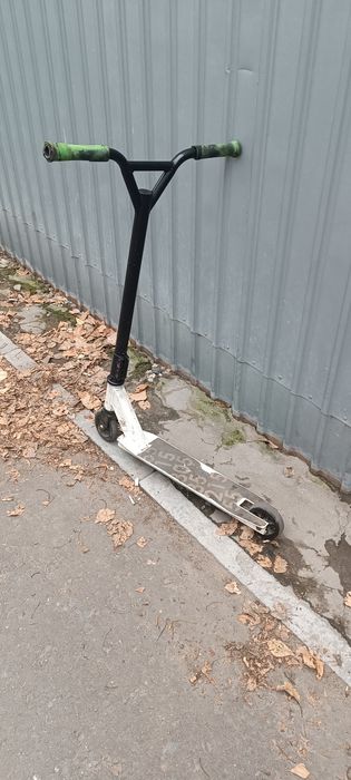 Трюковой самокат