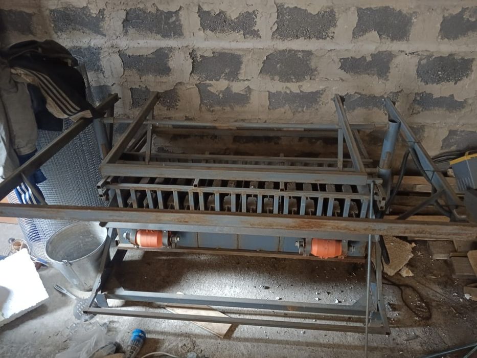 Продам шлакоблочный станок